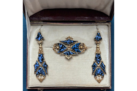 C.1840. Rare French Demi-Parure Suite with Earrings and Brooch