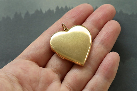 Antique Large 18k Gold Heart Locket