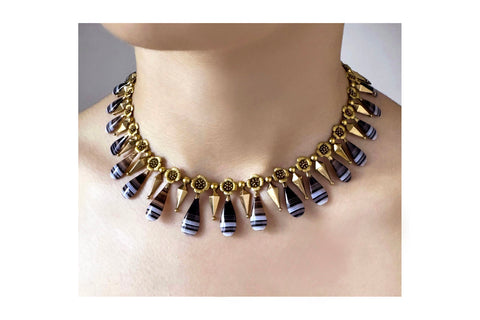 C.1860s. French 18k Gold and Banded Agate Suite