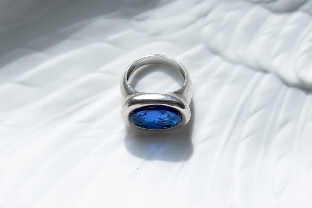 A late 18th century blue Tassie intaglio ring