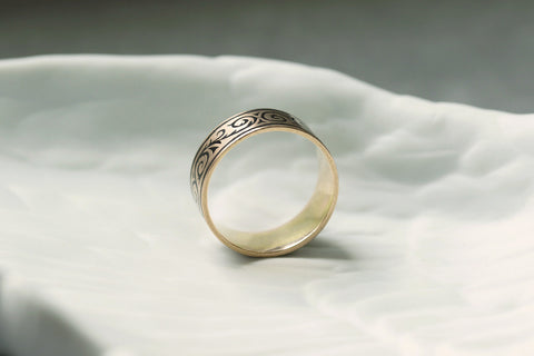 Mid-Victorian Enamel and Gold Band 