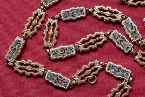 C.1830. 'Birds of Paradise' Enamel Sautoir Chain