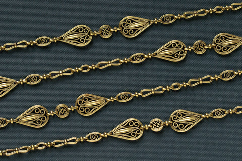 Late 19th Century French 18k Gold Sautoir Chain Necklace