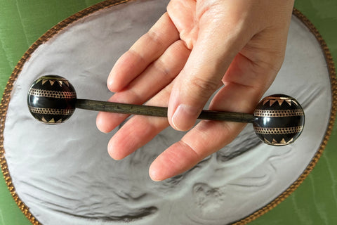 Victorian Piqué Hair Stick with Large Orbs