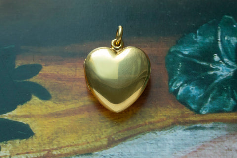 Antique 18k Gold Heart Locket