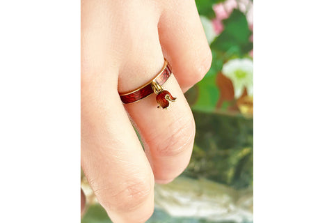 C.1820s. French Red Guilloché Enamel Ring