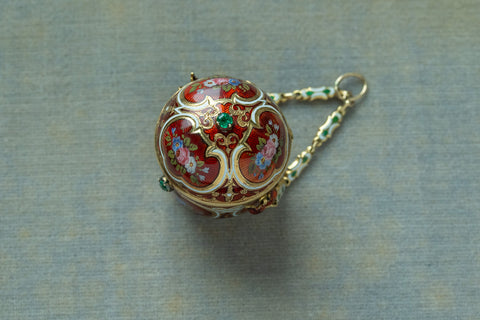 Early 19th Century Enamel and Gold Vinaigrette Pendant