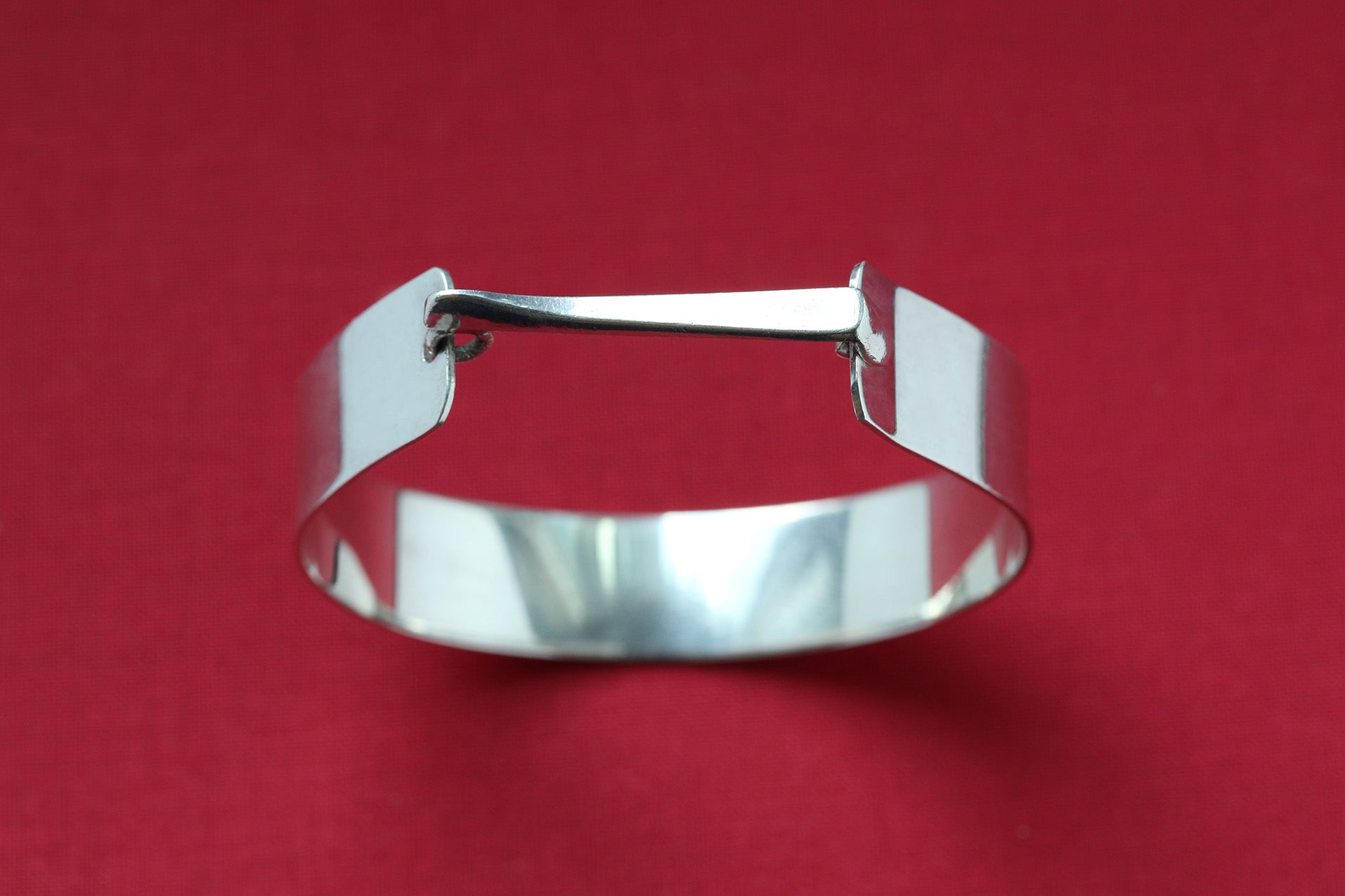 LAELIUS Antiques – Vintage French Stirrup Silver Bracelet