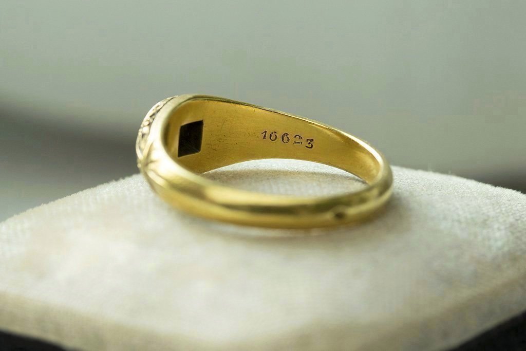 1920s French Diamond Ring with Deep Engravings