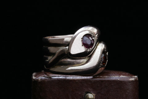 Edwardian Double Snake Garnet Ring