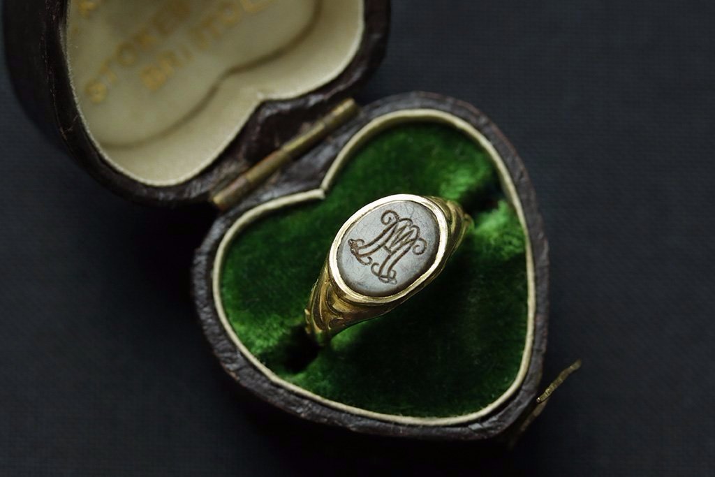 Early Victorian Baby Signet Ring