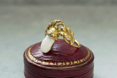 Art Nouveau Acorn Pearl Gold Ring