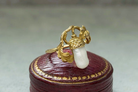 Art Nouveau Acorn Pearl Gold Ring
