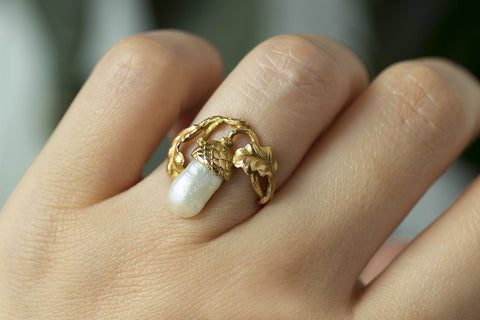 Art Nouveau Acorn Pearl Gold Ring