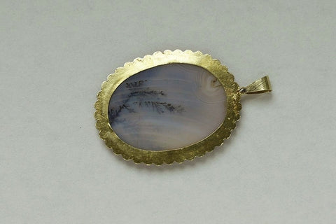 Large Victorian Agate Gold Pendant