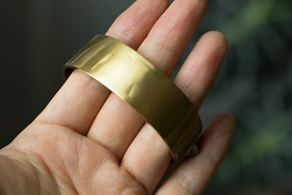 Victorian Banded Agate Gold Bangle