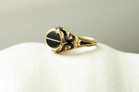 Victorian Banded Agate Black Enamel Mourning Ring