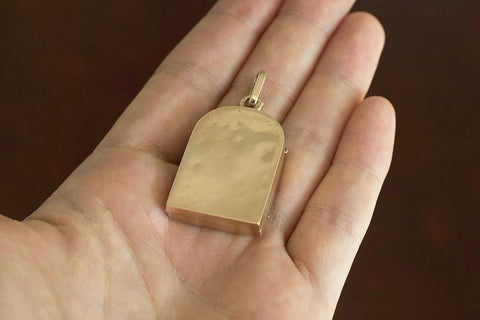 Antique Russian BONHEUR Locket