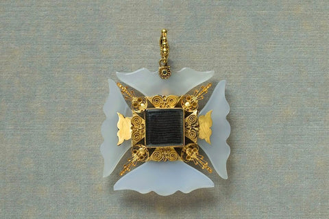 C.1820. Georgian Gold Chalcedony Pendant
