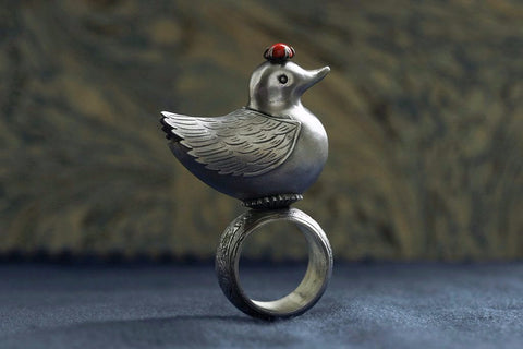 Coral Crown Top Bird Ring