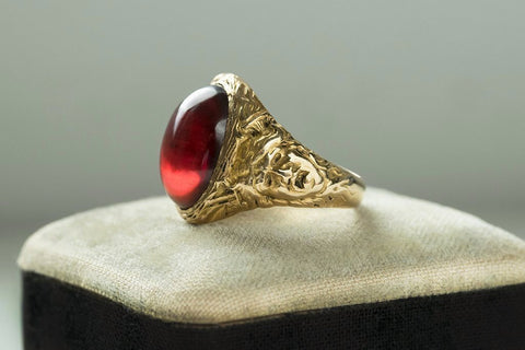 Art Nouveau Garnet Cabochon Ring