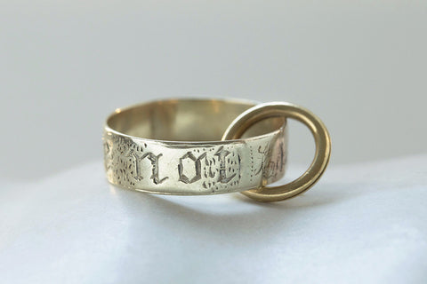Forget Me Not Band with Split Ring