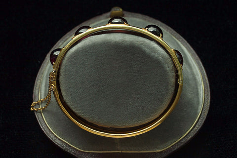 Victorian Garnet Cabochon Gold Bangle