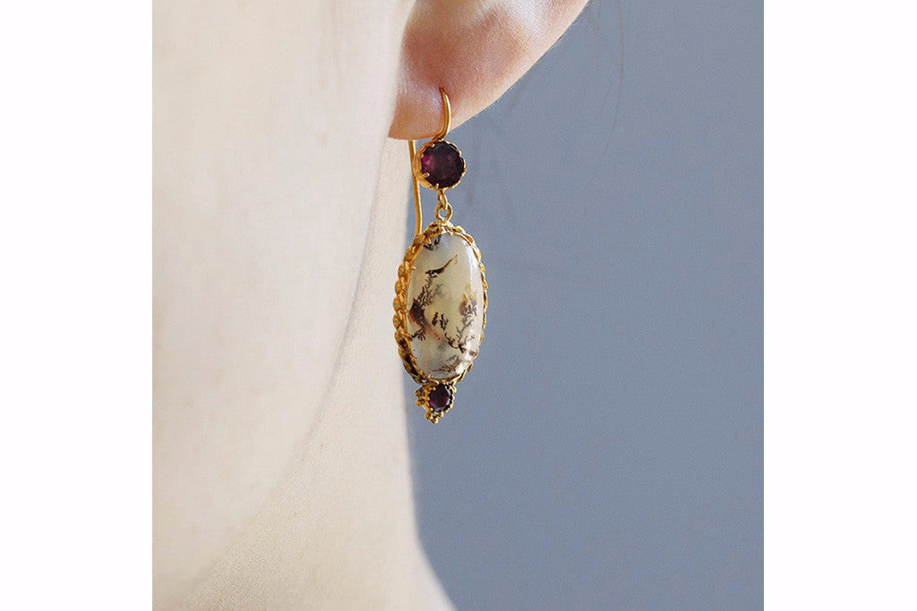 Late Georgian Agate and Garnet Earrings