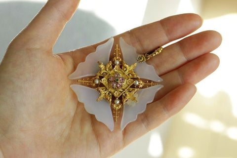 C.1820. Georgian Gold Chalcedony Pendant