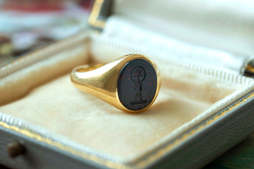 Bloodstone 'Star' Intaglio Signet Ring