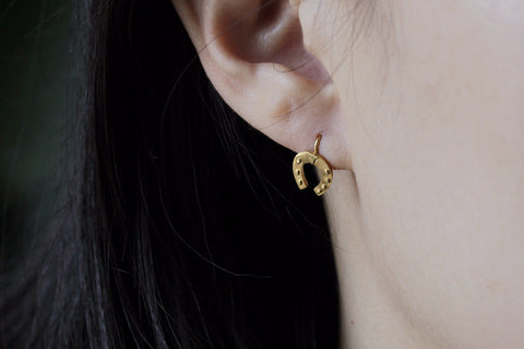 Victorian Gold Horseshoe Earrings