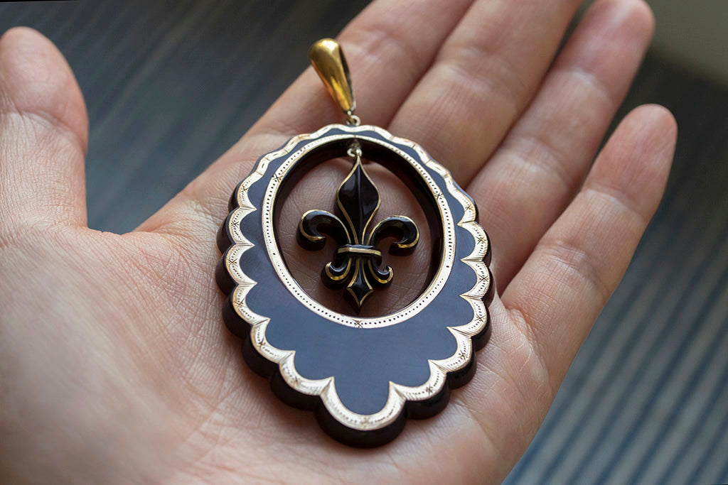 Mid-Victorian Large Pique Pendant