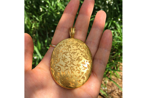 Extra Large Victorian Engraved Gold Locket