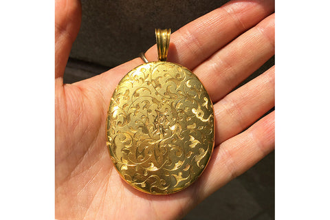 Extra Large Victorian Engraved Gold Locket