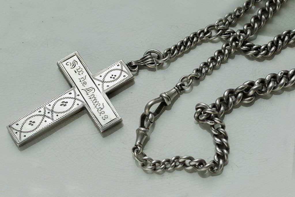 Sv. de Lourdes Silver Cross and Chain