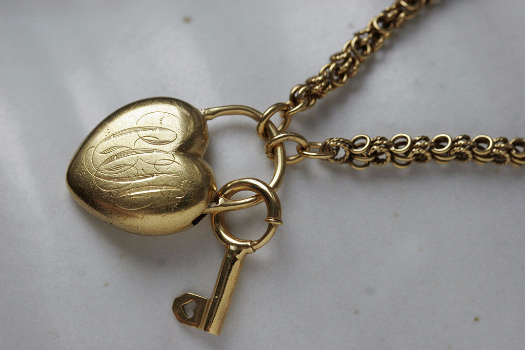Victorian Necklace with Heart Padlock and Key