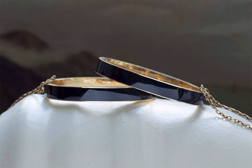 Black bangles hot sale