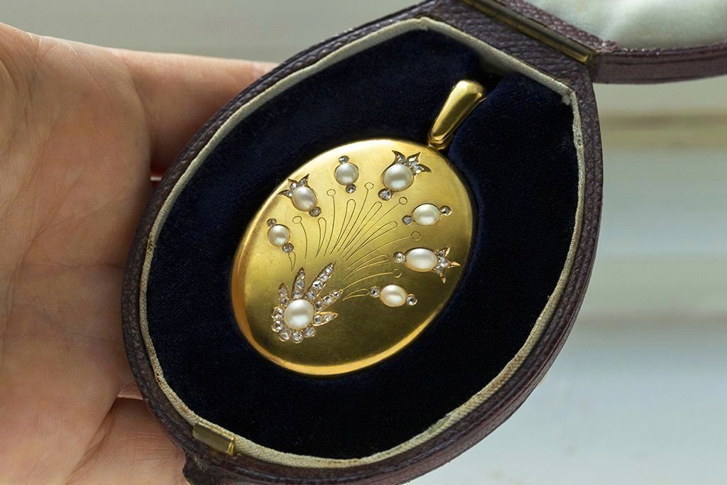 Victorian Diamond and Pearl 'Comet' Locket in Fitted Case
