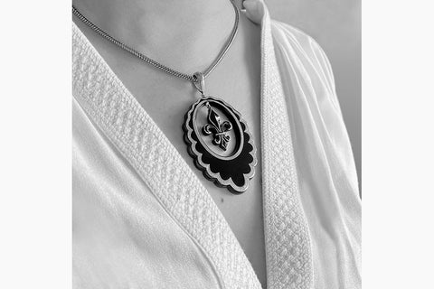 Mid-Victorian Large Pique Pendant