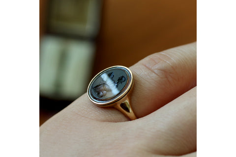 Ancient Roman Agate Intaglio Ring