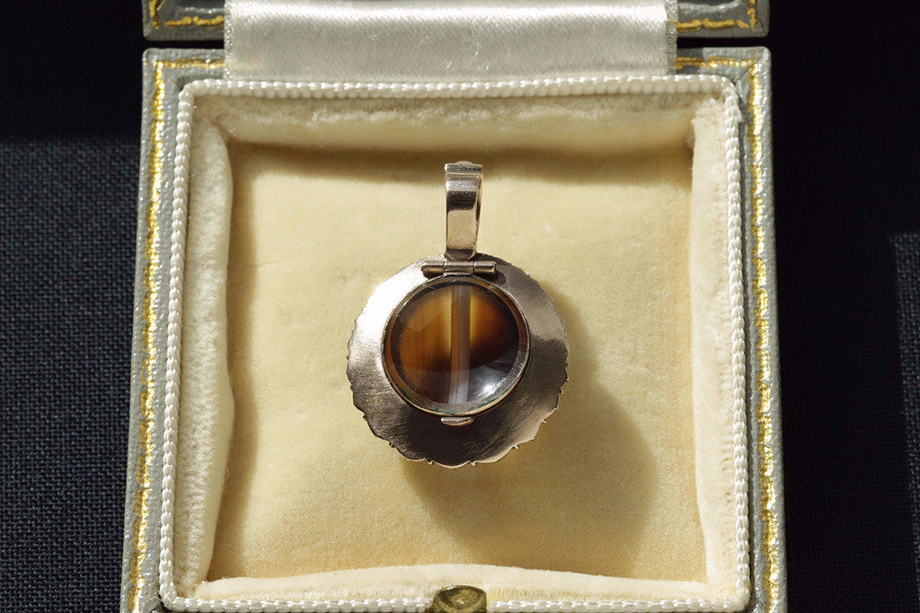 Early 19th Century Banded Agate and Pearl Locket