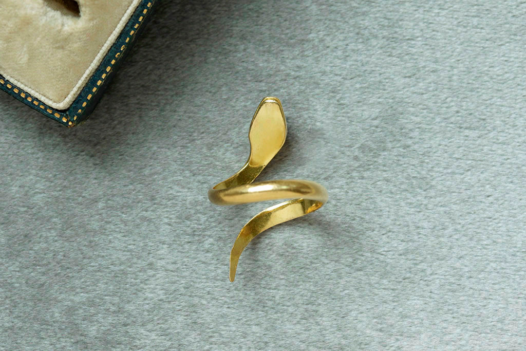 Early 20th Century Snake Ring with Diamond