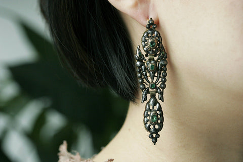 Iberian Emerald Earrings 