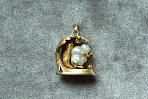 Art Nouveau Gold and Pearl Squirrel Wax Seal Pendant