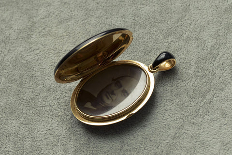 Victorian Tiffany & Co Black Enamel and Gold Locket