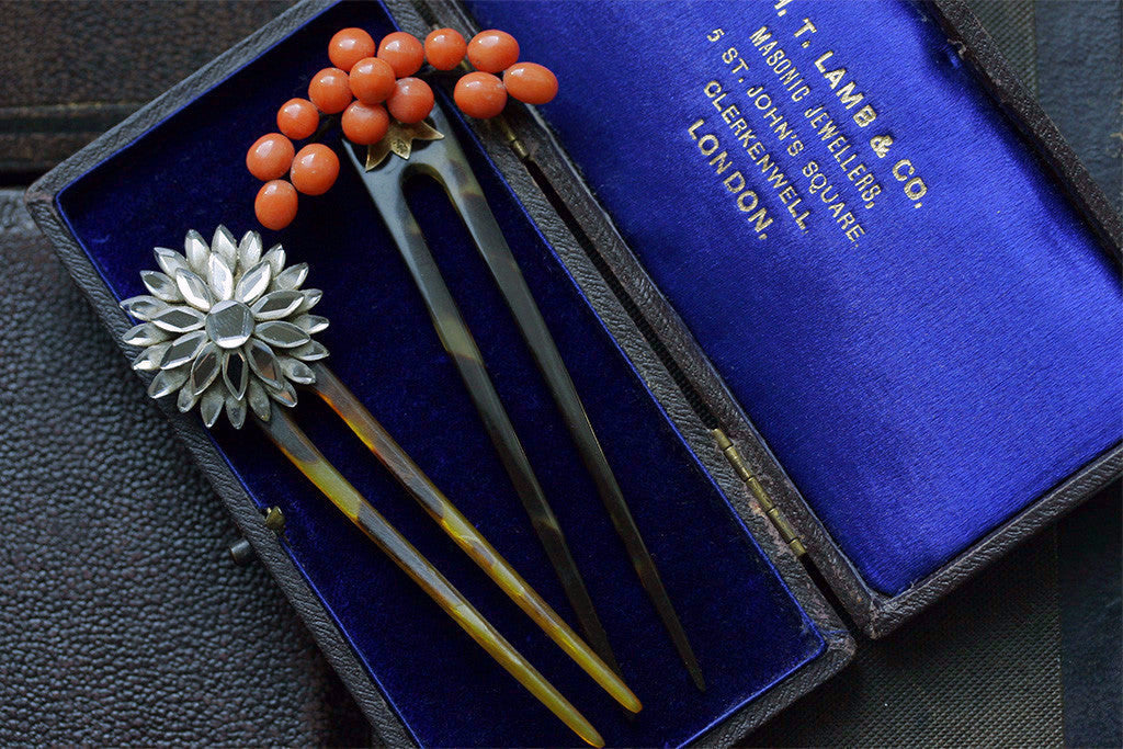Victorian Coral Hair Comb