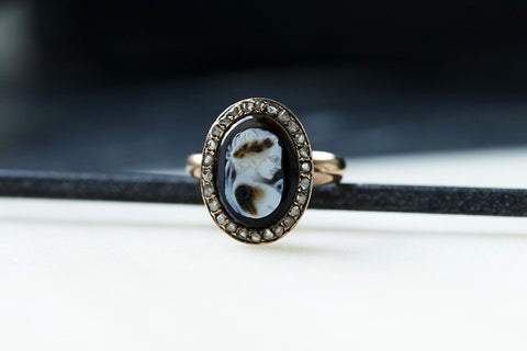 Antique Carved Sardonyx 'Love Token' Ring